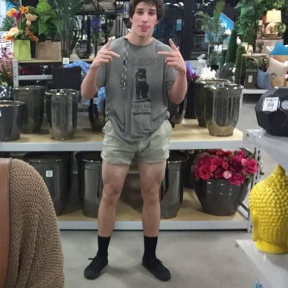 Meet your Posher, Aaron - Picture 1 of 1